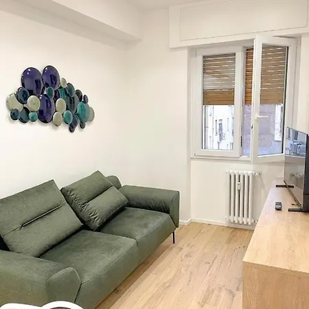Appartement Pm 34 Viale Imperatore - 50 Mt From Metro San Paolo Rome